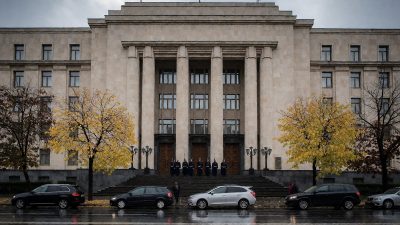 Румънски F-16 свалиха два дрона над Черно море