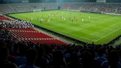 ФИФА налага глоба и затваря трибуни на Испания заради ислямофобски скандирания